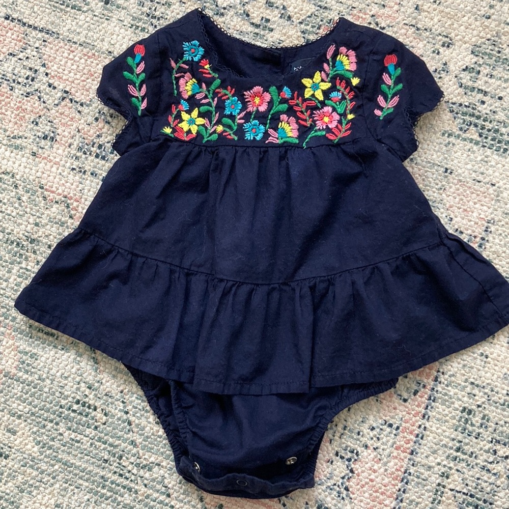 Baby Gap- embroidered girls dress
